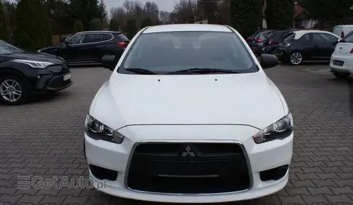 MITSUBISHI Lancer 