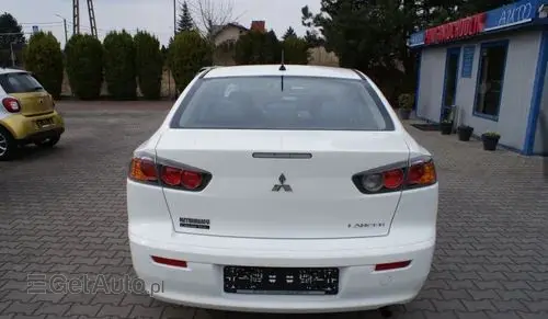 MITSUBISHI Lancer 