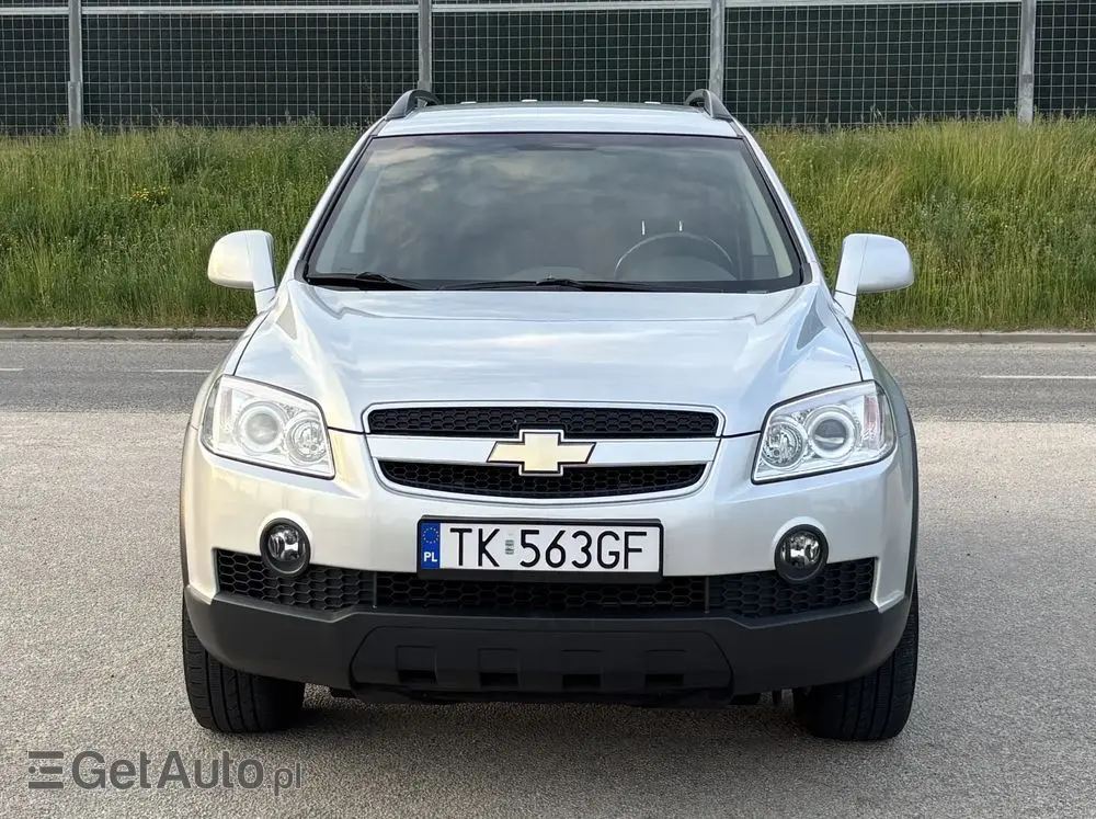 CHEVROLET Captiva 2.4 2WD 7 Sitzer LS Family Edition