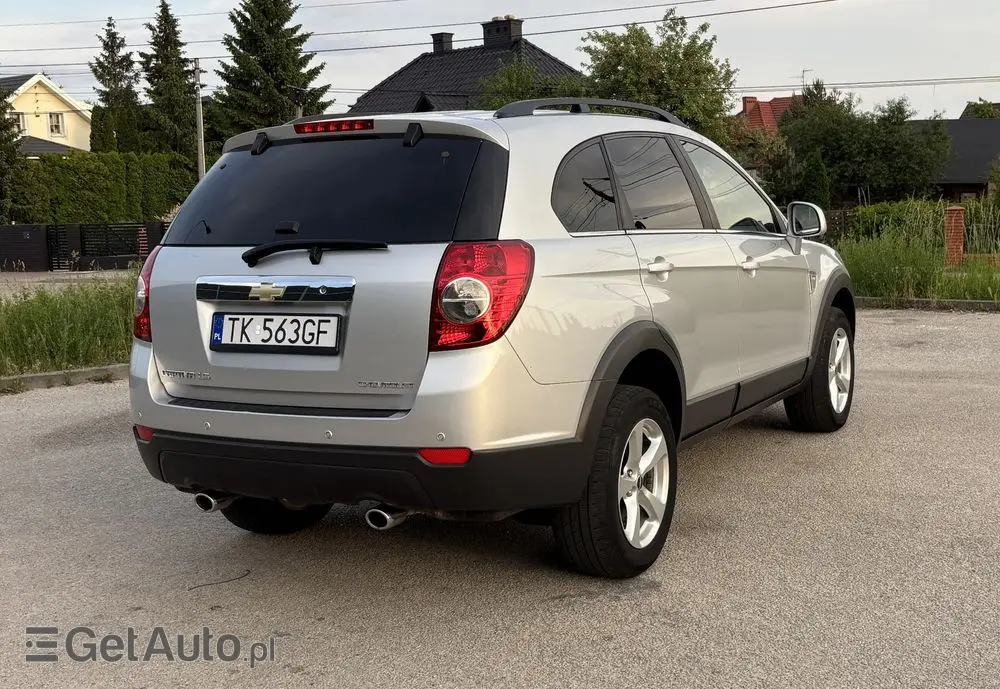 CHEVROLET Captiva 2.4 2WD 7 Sitzer LS Family Edition