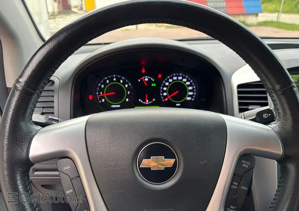 CHEVROLET Captiva 2.4 2WD 7 Sitzer LS Family Edition