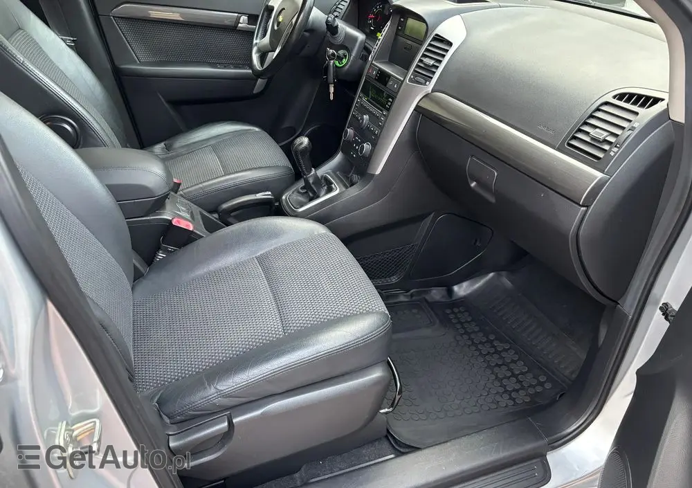 CHEVROLET Captiva 2.4 2WD 7 Sitzer LS Family Edition