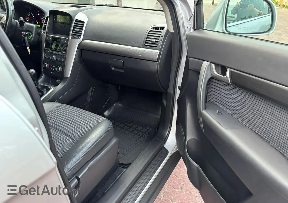 CHEVROLET Captiva 2.4 2WD 7 Sitzer LS Family Edition