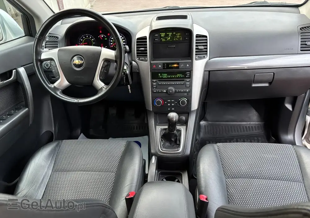 CHEVROLET Captiva 2.4 2WD 7 Sitzer LS Family Edition
