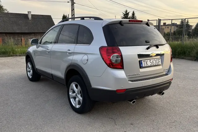 CHEVROLET Captiva 2.4 2WD 7 Sitzer LS Family Edition