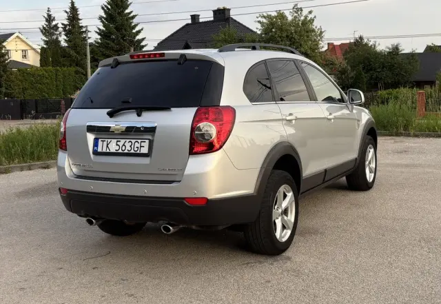 CHEVROLET Captiva 2.4 2WD 7 Sitzer LS Family Edition