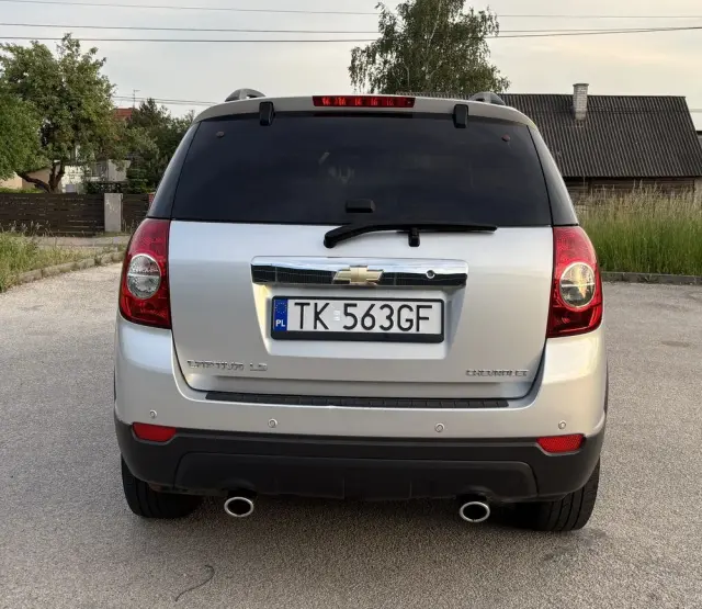 CHEVROLET Captiva 2.4 2WD 7 Sitzer LS Family Edition