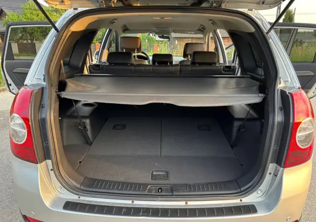 CHEVROLET Captiva 2.4 2WD 7 Sitzer LS Family Edition