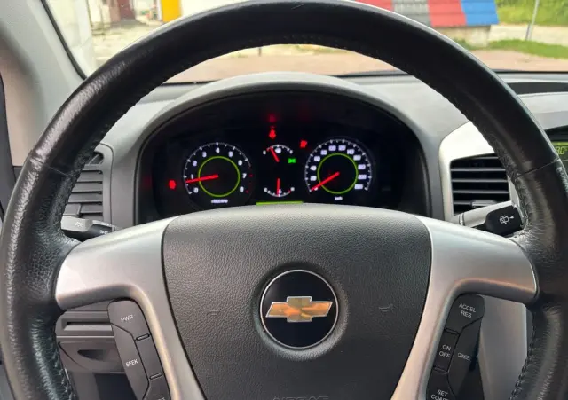 CHEVROLET Captiva 2.4 2WD 7 Sitzer LS Family Edition