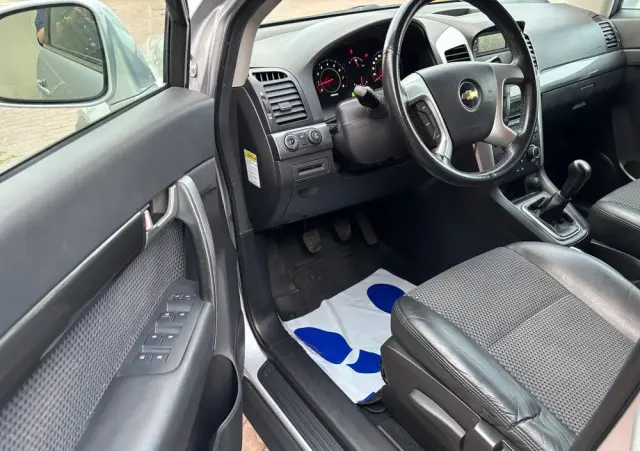 CHEVROLET Captiva 2.4 2WD 7 Sitzer LS Family Edition