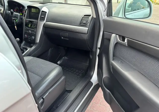 CHEVROLET Captiva 2.4 2WD 7 Sitzer LS Family Edition