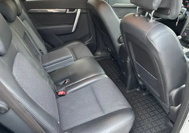 CHEVROLET Captiva 2.4 2WD 7 Sitzer LS Family Edition