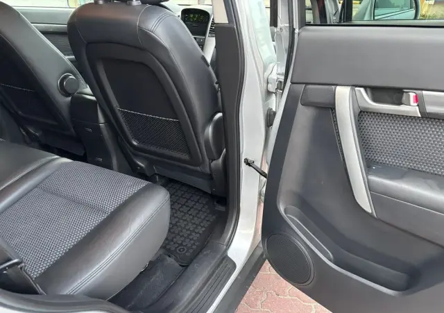 CHEVROLET Captiva 2.4 2WD 7 Sitzer LS Family Edition