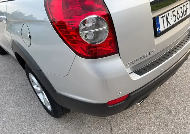CHEVROLET Captiva 2.4 2WD 7 Sitzer LS Family Edition