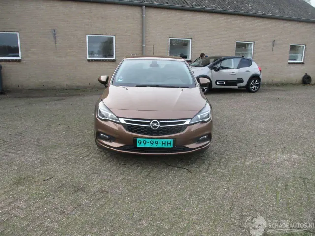 OPEL Astra Sport S&S