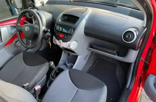 TOYOTA Aygo 