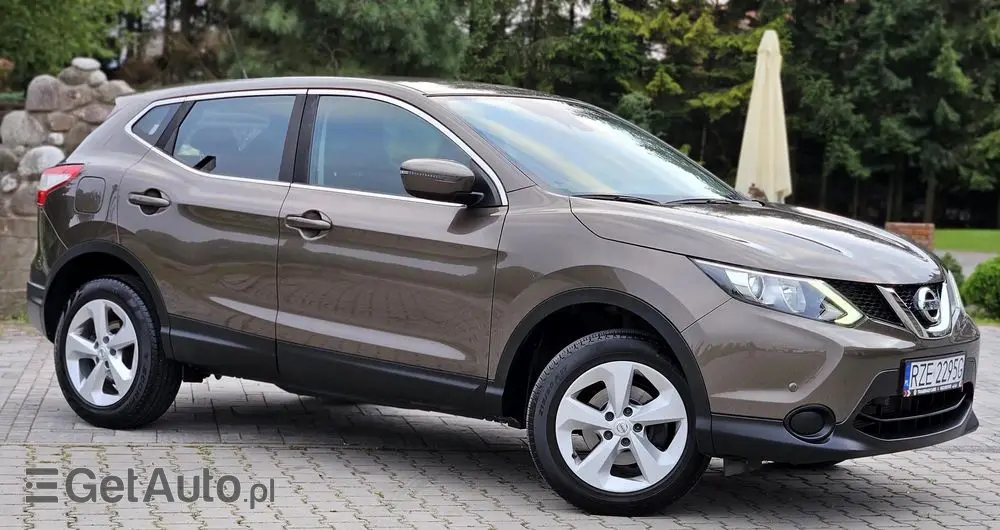 NISSAN Qashqai 1.2 DIG-T Acenta