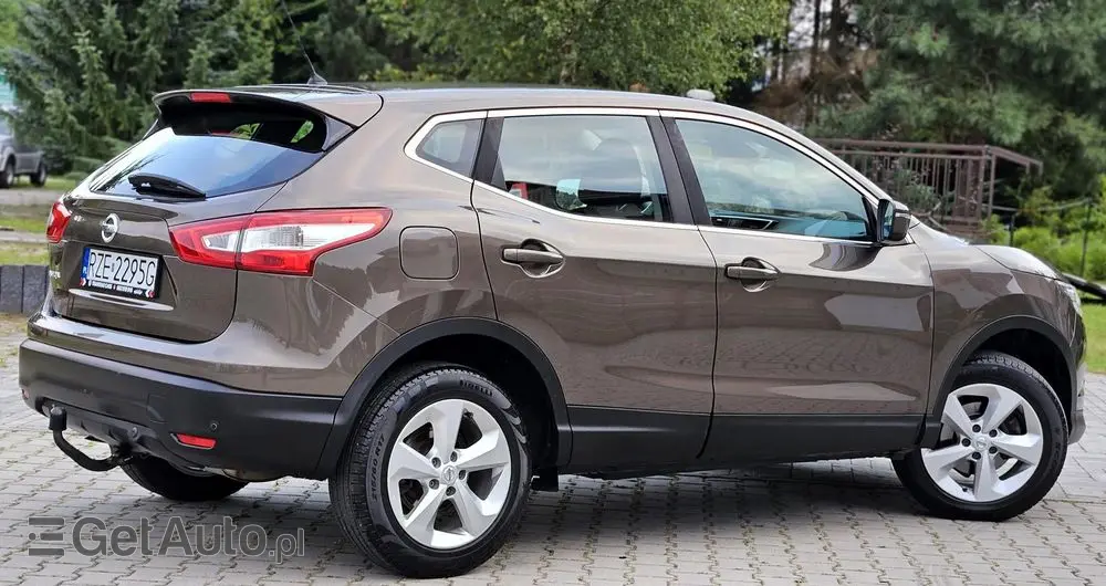 NISSAN Qashqai 1.2 DIG-T Acenta