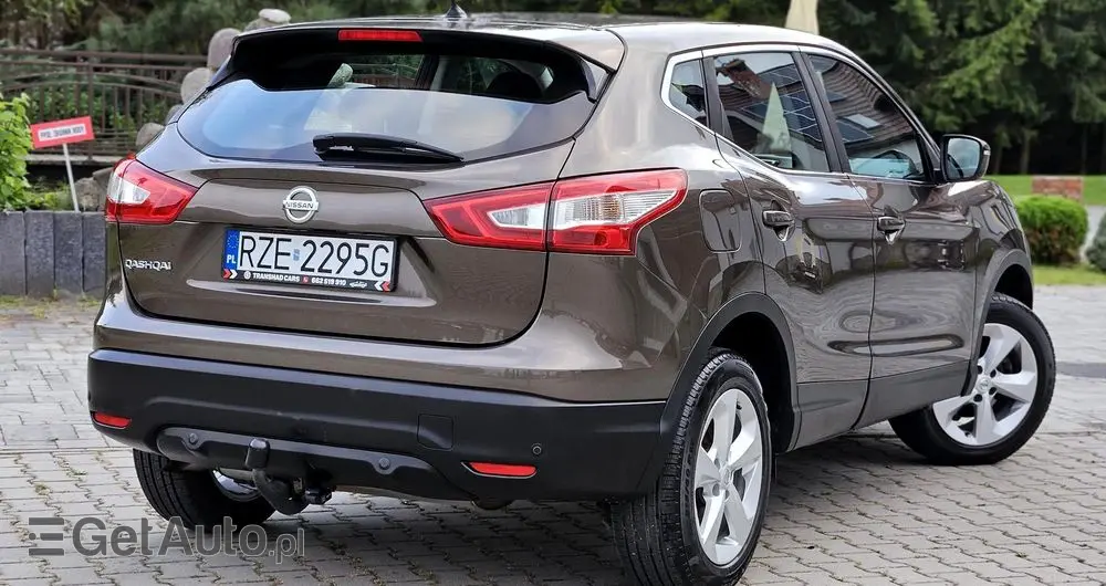 NISSAN Qashqai 1.2 DIG-T Acenta