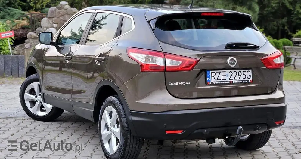 NISSAN Qashqai 1.2 DIG-T Acenta