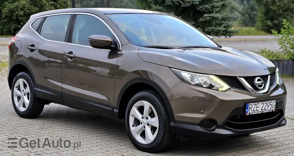 NISSAN Qashqai 1.2 DIG-T Acenta