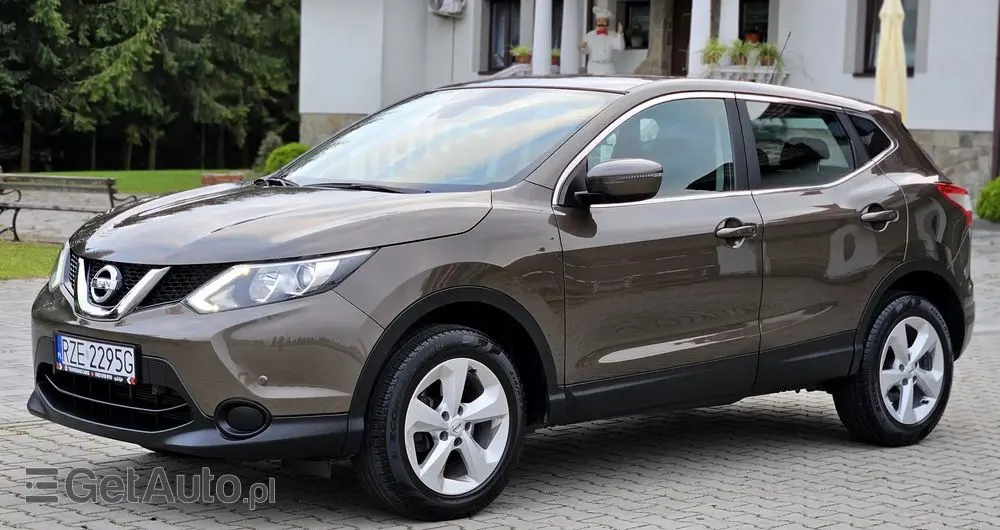 NISSAN Qashqai 1.2 DIG-T Acenta