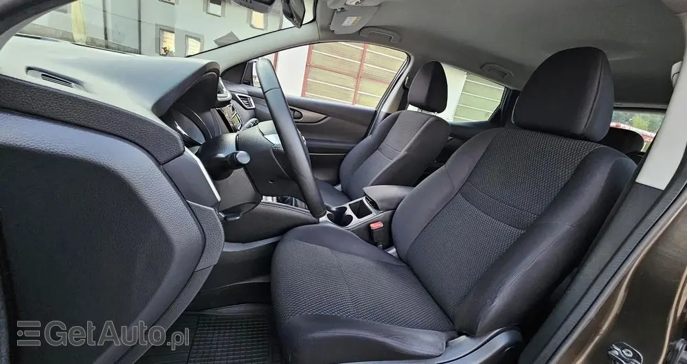 NISSAN Qashqai 1.2 DIG-T Acenta