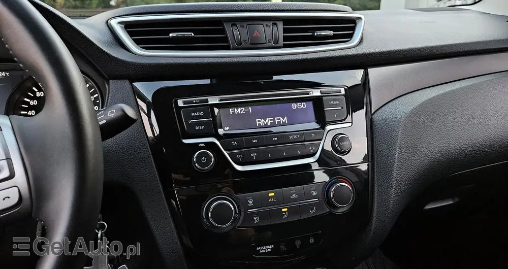 NISSAN Qashqai 1.2 DIG-T Acenta