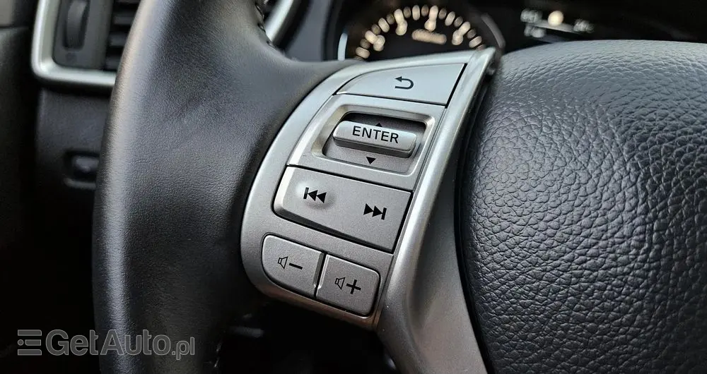 NISSAN Qashqai 1.2 DIG-T Acenta