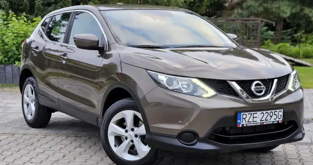 NISSAN Qashqai 1.2 DIG-T Acenta