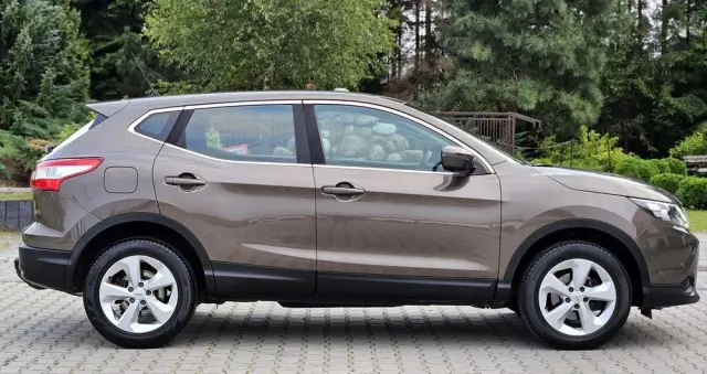 NISSAN Qashqai 1.2 DIG-T Acenta