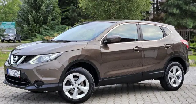 NISSAN Qashqai 1.2 DIG-T Acenta