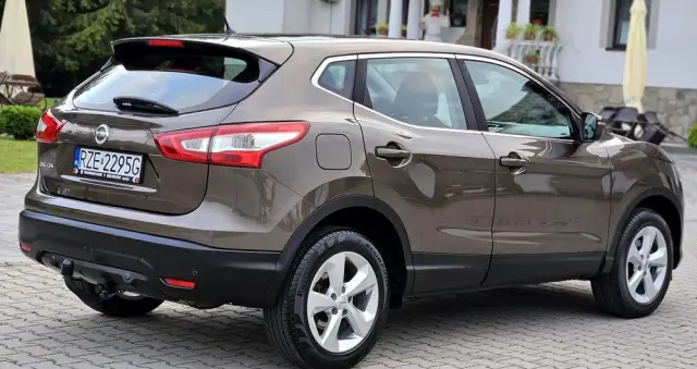 NISSAN Qashqai 1.2 DIG-T Acenta
