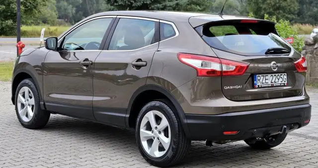 NISSAN Qashqai 1.2 DIG-T Acenta