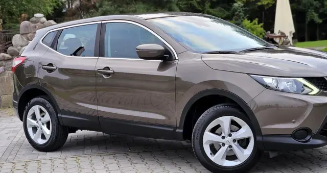 NISSAN Qashqai 1.2 DIG-T Acenta