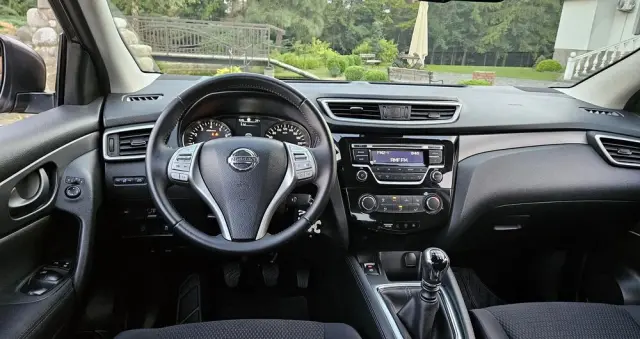 NISSAN Qashqai 1.2 DIG-T Acenta