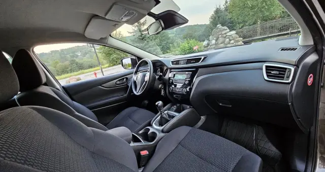 NISSAN Qashqai 1.2 DIG-T Acenta