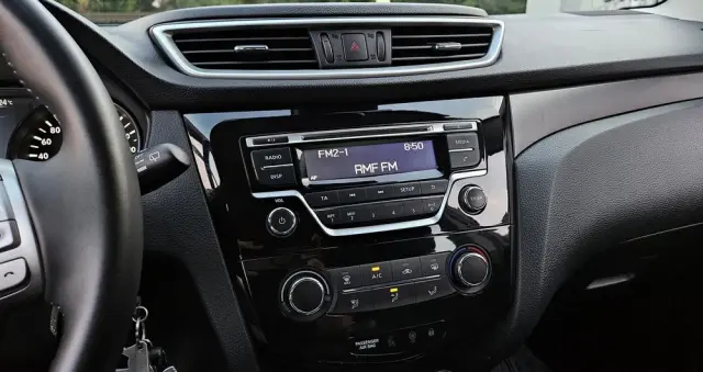 NISSAN Qashqai 1.2 DIG-T Acenta