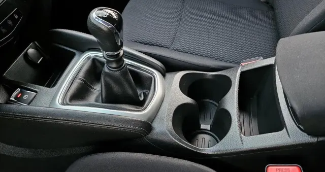 NISSAN Qashqai 1.2 DIG-T Acenta