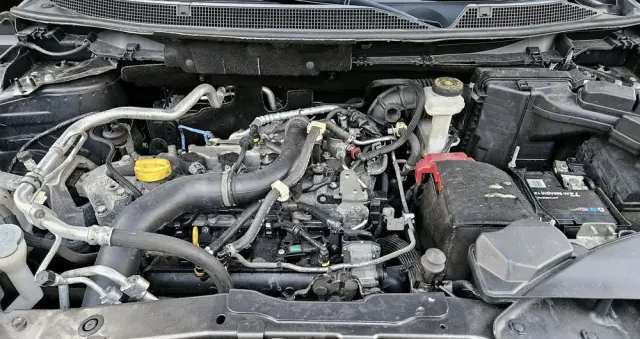 NISSAN Qashqai 1.2 DIG-T Acenta