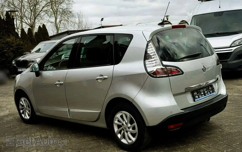 RENAULT Scenic 