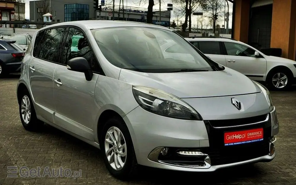 RENAULT Scenic 