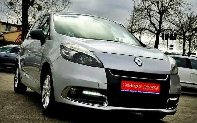 RENAULT Scenic 