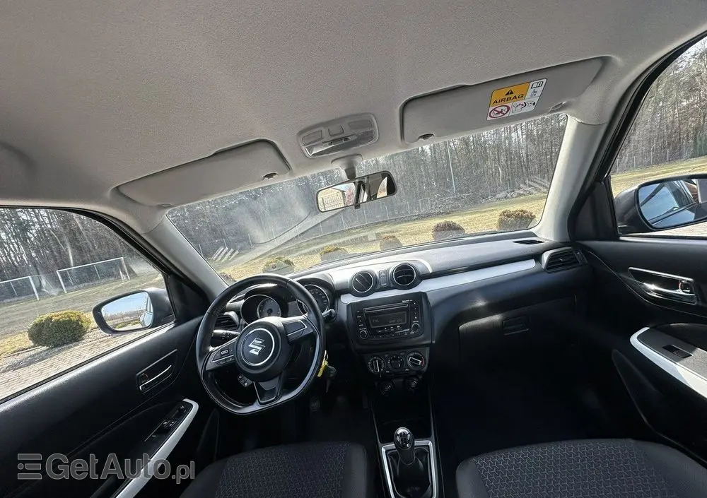 SUZUKI Swift 