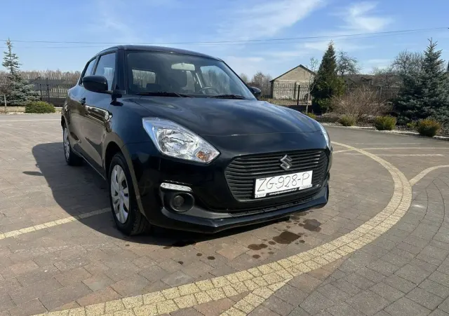 SUZUKI Swift 