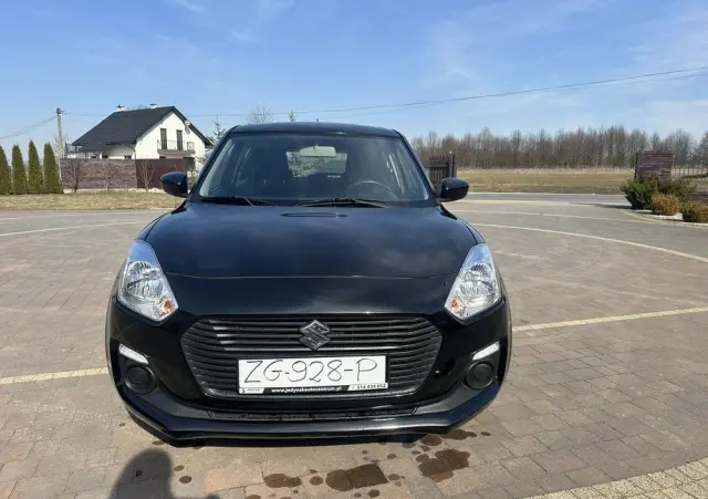 SUZUKI Swift 
