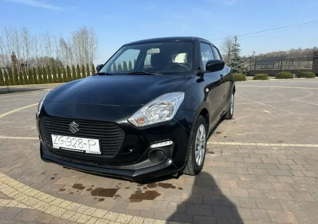 SUZUKI Swift 