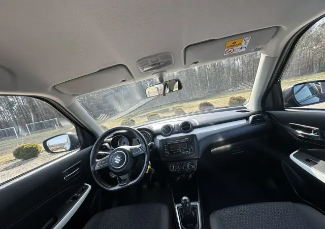 SUZUKI Swift 