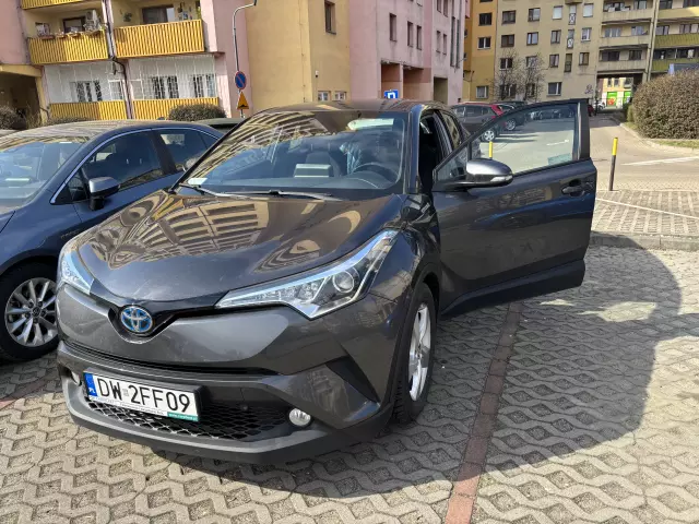 TOYOTA C-HR Executive CVT