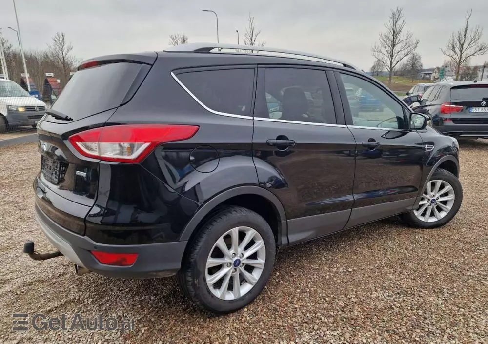 FORD Kuga 1.5 EcoBoost 2x4 Titanium